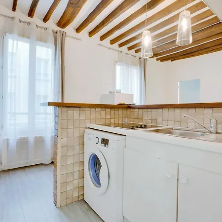 Daire Charming Apartment-1br-4p- Canal Saint-martin