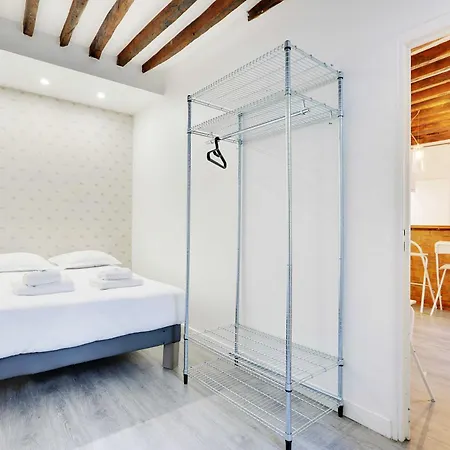 Charming Apartment-1br-4p- Canal Saint-martin Daire *