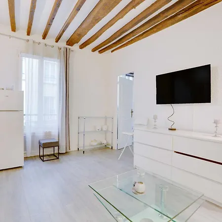 Charming Apartment-1br-4p- Canal Saint-martin Daire