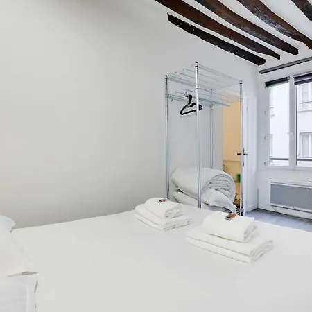 Charming Apartment-1br-4p- Canal Saint-martin Париж